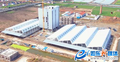 正大水产一期年产10万吨专业水产饲料厂主体建筑完成施工